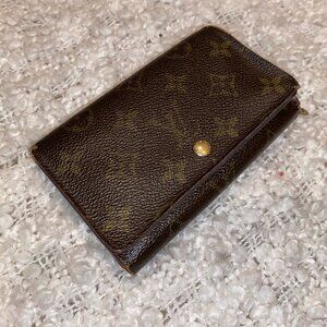 Authentic LOUIS VUITTON Porte Monnaie Billets Tresor Wallet Monogram